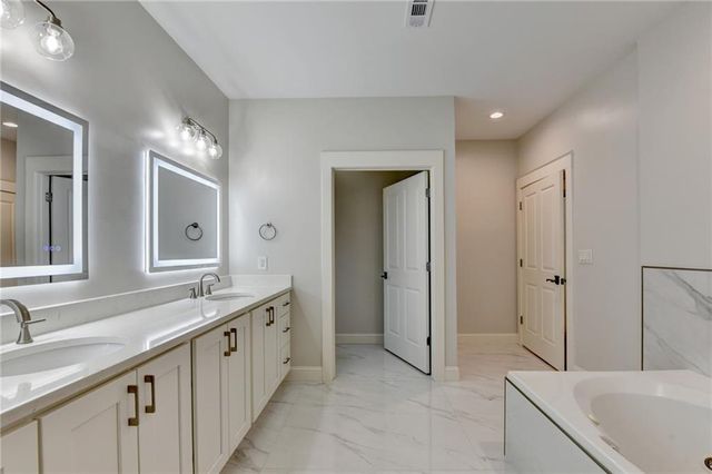 4541 Meadow Club Drive, Suwanee, GA 30024