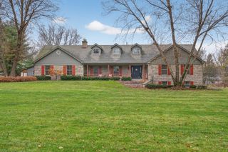 3727 Cherokee Drive, Johnsburg, IL 60051