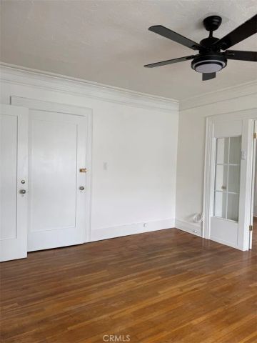 1308 S Van Ness Avenue, Los Angeles, CA 90019