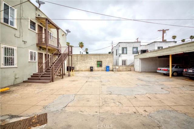 1308 S Van Ness Avenue, Los Angeles, CA 90019