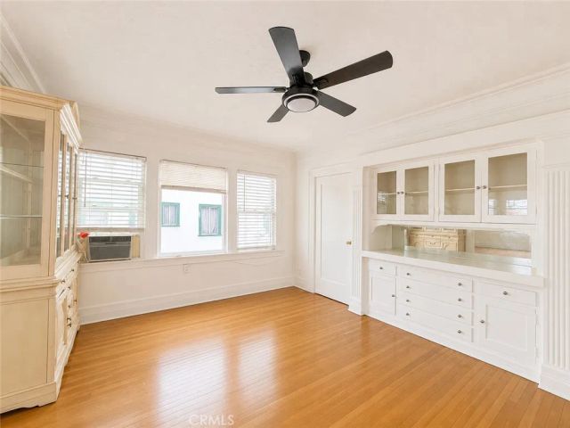 1308 S Van Ness Avenue, Los Angeles, CA 90019