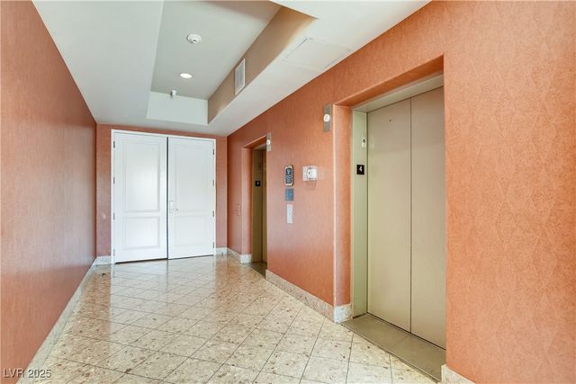 68 East Serene Avenue 308, Las Vegas, NV 89123