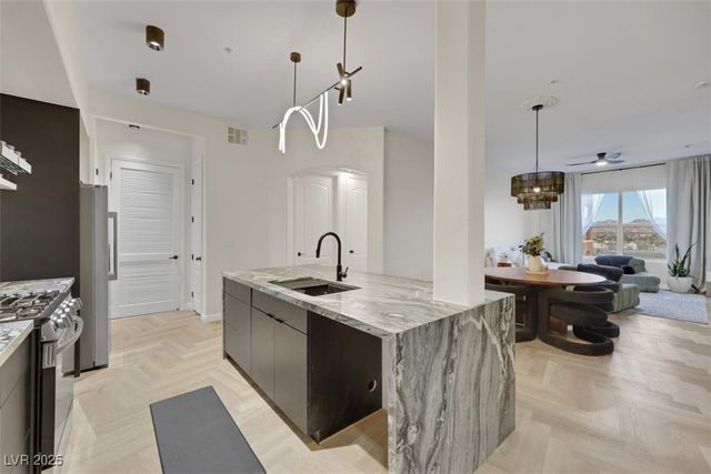 68 East Serene Avenue 308, Las Vegas, NV 89123