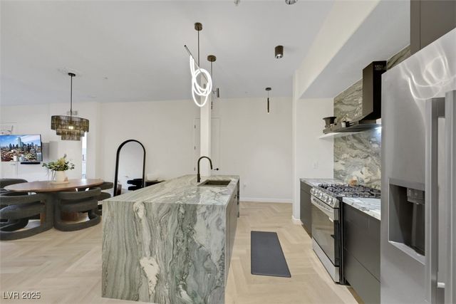 68 East Serene Avenue 308, Las Vegas, NV 89123