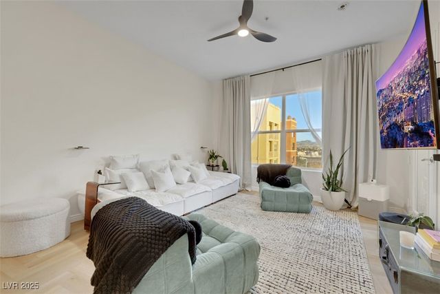 68 East Serene Avenue 308, Las Vegas, NV 89123