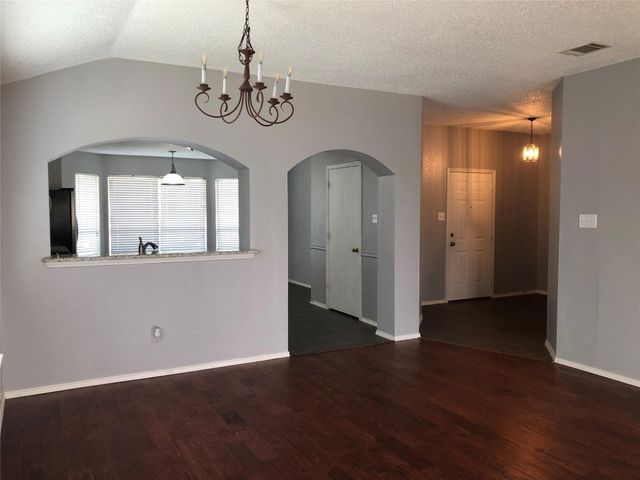 1016 Chesterfield Drive, Murphy, TX 75094