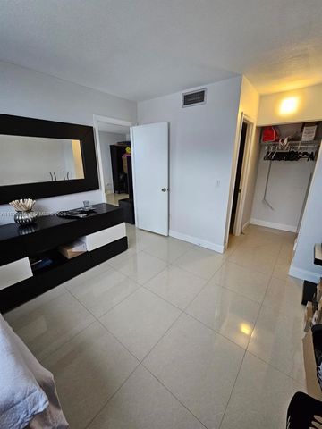 9273 Collins Ave 408, Surfside, FL 33154