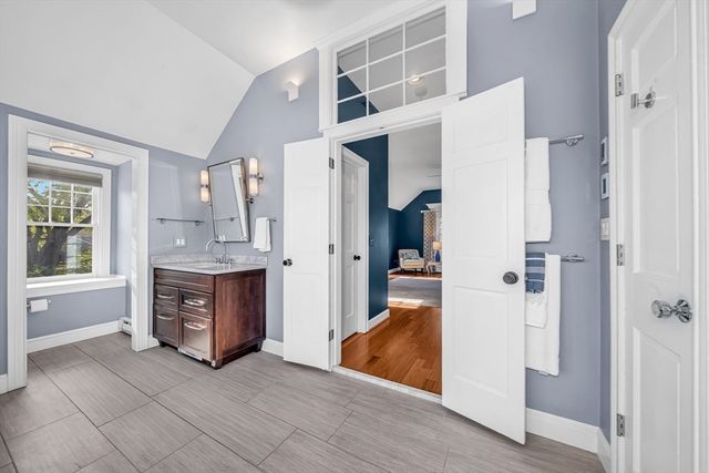 18 Ocean Ave, Newburyport, MA 01950