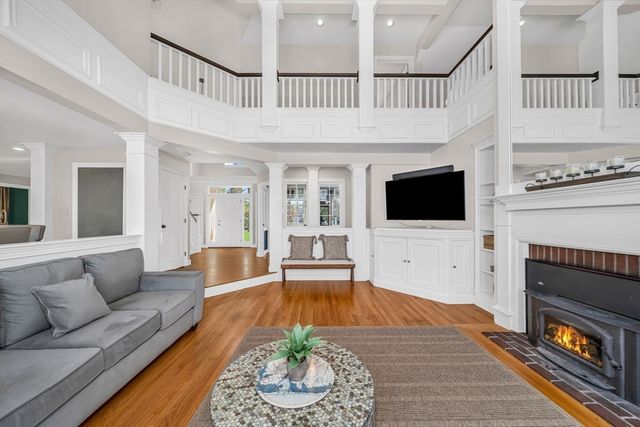 18 Ocean Ave, Newburyport, MA 01950