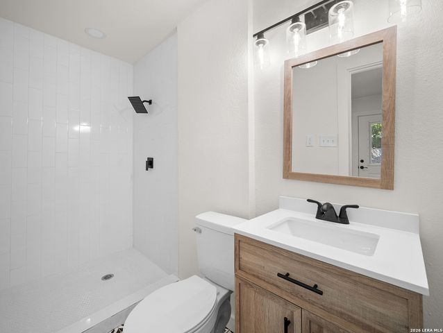 1223 W Mally, San Antonio, TX 78224