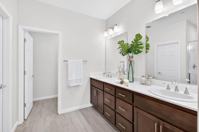 3401 Foothill Pine Ct, Folsom, CA 95630