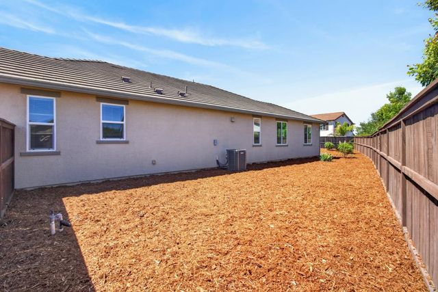 3401 Foothill Pine Ct, Folsom, CA 95630