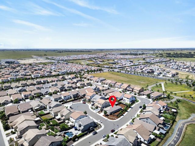 3401 Foothill Pine Ct, Folsom, CA 95630