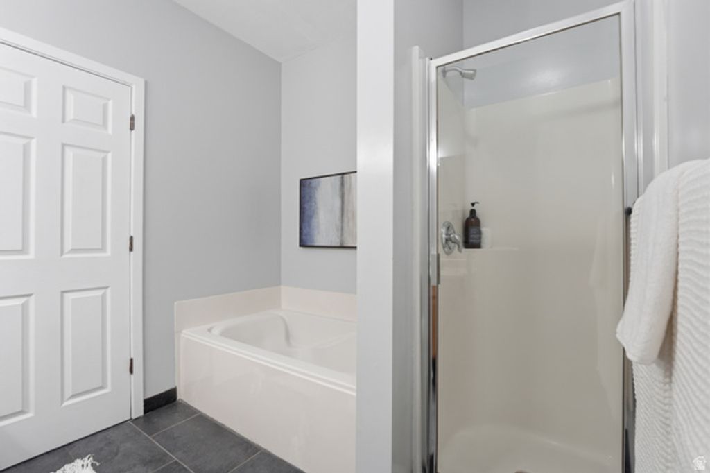 Image 13 of property listing at 14871 S TRESEDER ST, Draper, UT 84020