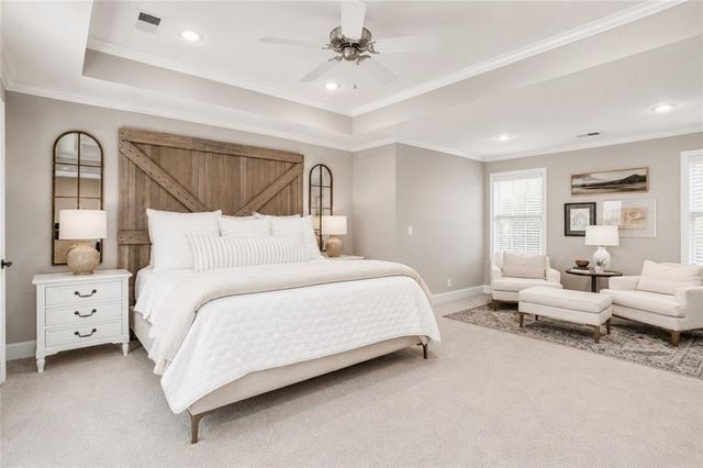 25205 W 97th Place, Lenexa, KS 66227