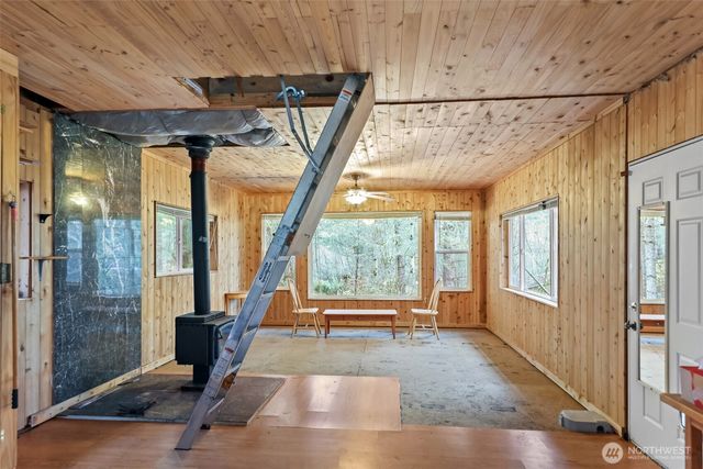 15411 Alder Mashell Road E, Eatonville, WA 98328