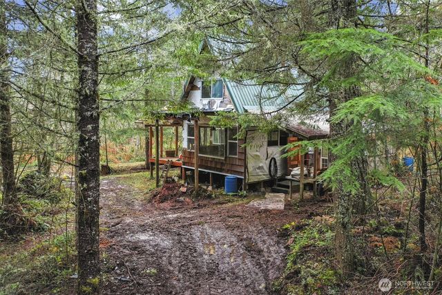 15411 Alder Mashell Road E, Eatonville, WA 98328