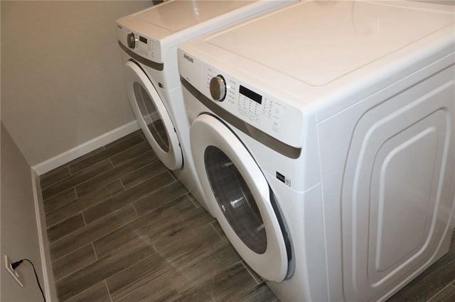 1371 Shoreham Drive, Atlanta, GA 30349