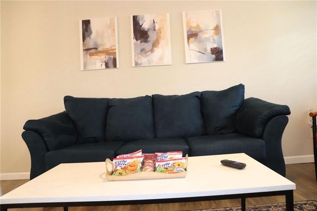 1371 Shoreham Drive, Atlanta, GA 30349