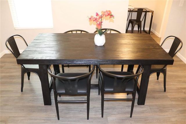 1371 Shoreham Drive, Atlanta, GA 30349