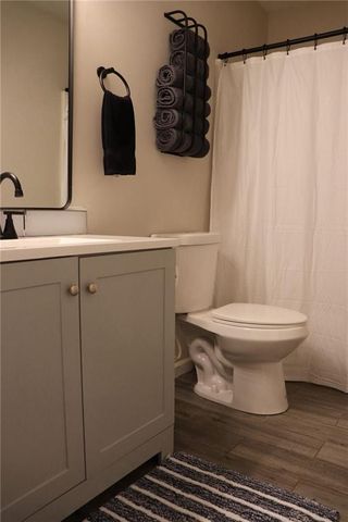 1371 Shoreham Drive, Atlanta, GA 30349