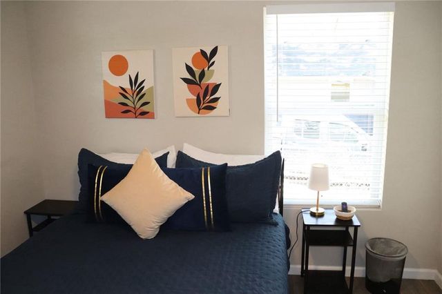 1371 Shoreham Drive, Atlanta, GA 30349