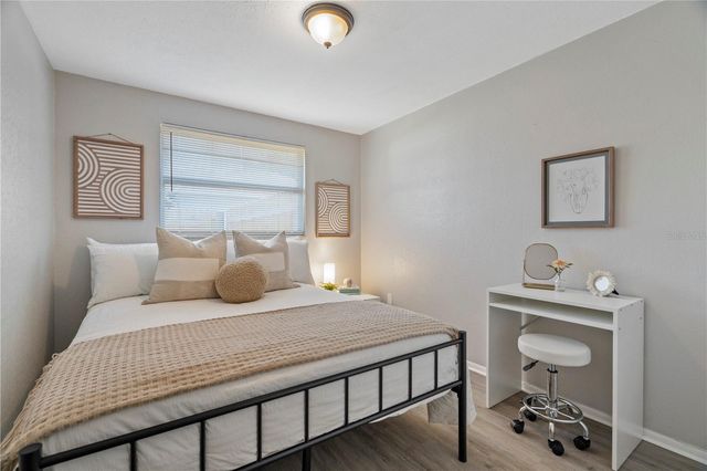 4220 E POWHATAN AVENUE, Tampa, FL 33610