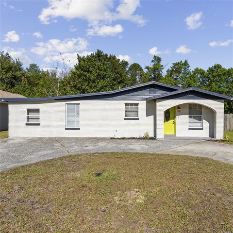 4220 E POWHATAN AVENUE, Tampa, FL 33610