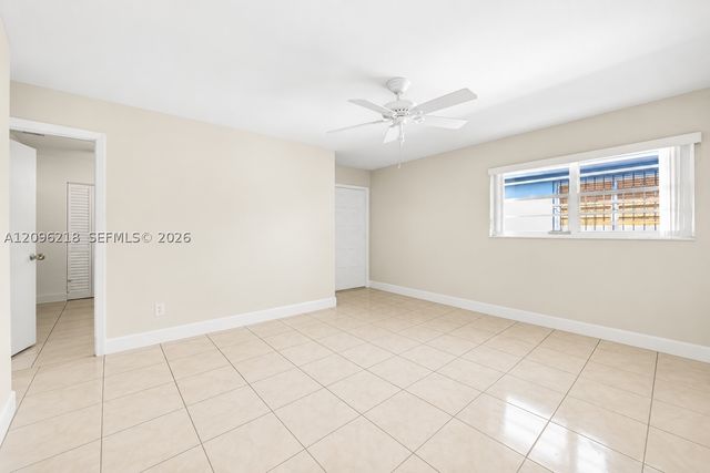 3233 SW 25th St 2, Miami, FL 33133