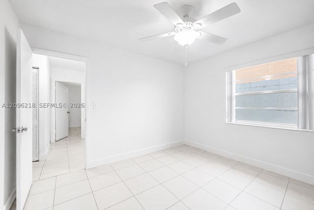 3233 SW 25th St 2, Miami, FL 33133