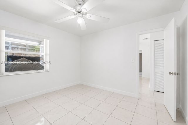 3233 SW 25th St 2, Miami, FL 33133