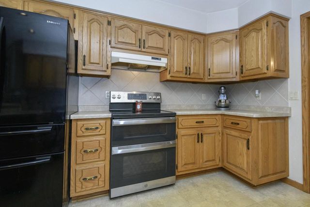 S38W34010 County Road D, Dousman, WI 53118