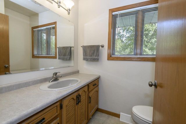 S38W34010 County Road D, Dousman, WI 53118