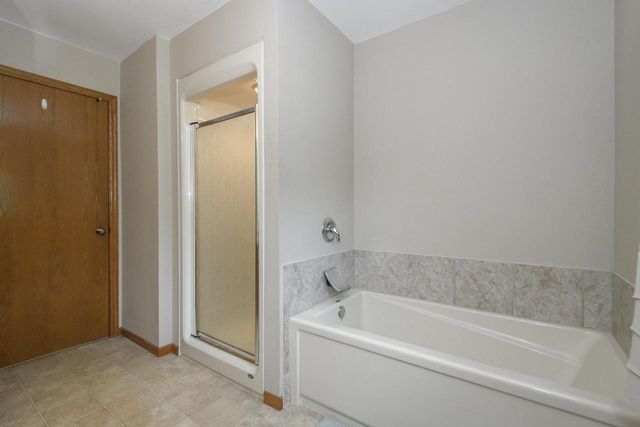 S38W34010 County Road D, Dousman, WI 53118