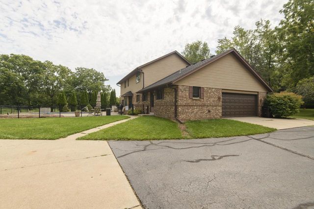 S38W34010 County Road D, Dousman, WI 53118