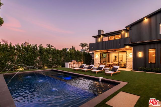 15473 La Maida Street, Sherman Oaks, CA 91403