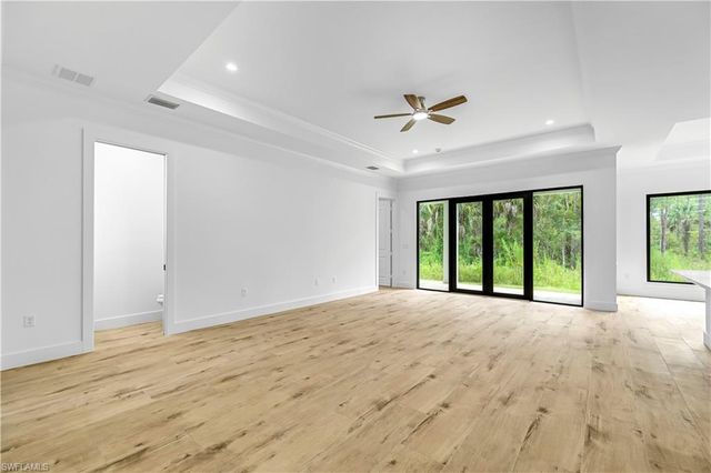 2668 39th Ave NE, Naples, FL 34120