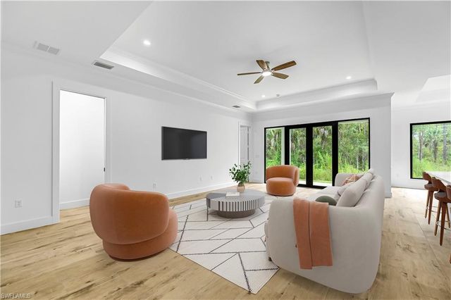 2668 39th Ave NE, Naples, FL 34120