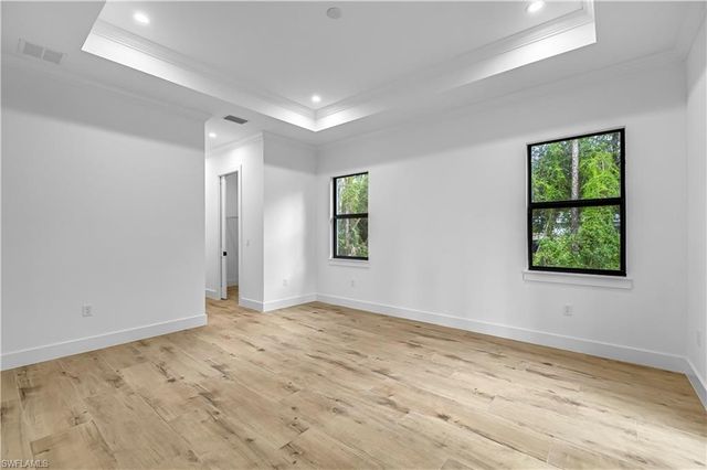 2668 39th Ave NE, Naples, FL 34120