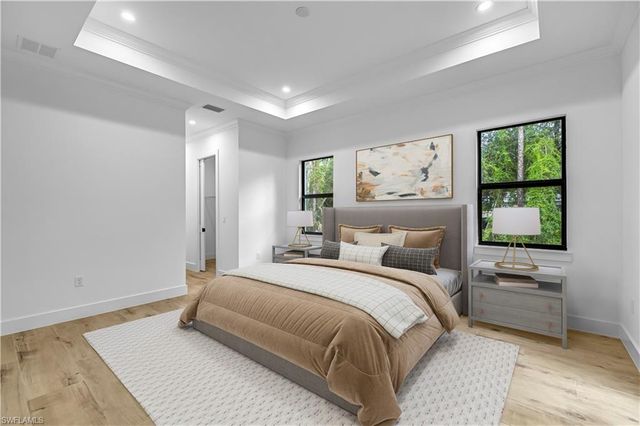 2668 39th Ave NE, Naples, FL 34120