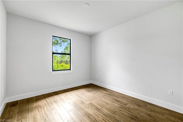 2668 39th Ave NE, Naples, FL 34120