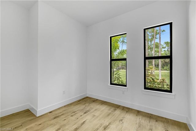 2668 39th Ave NE, Naples, FL 34120