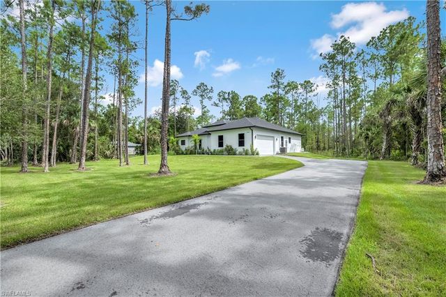 2668 39th Ave NE, Naples, FL 34120