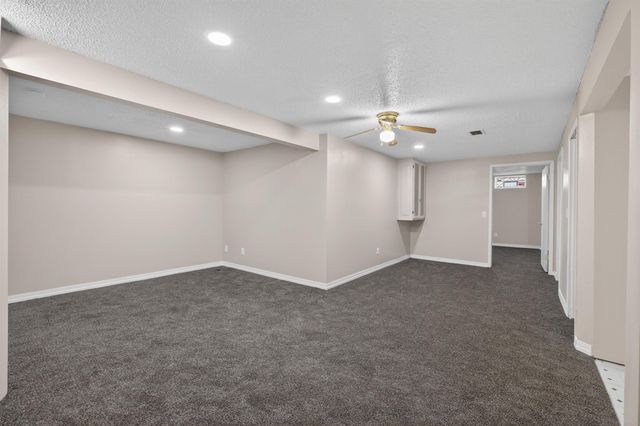 1234 Northey Street, Waterloo, IA 50703