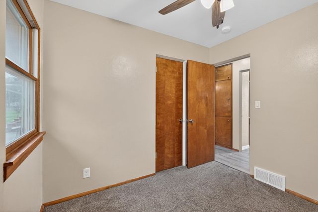 1234 Northey Street, Waterloo, IA 50703