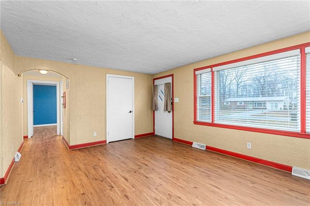 4020 Knollwood Drive, Archdale, NC 27263