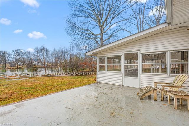 4020 Knollwood Drive, Archdale, NC 27263