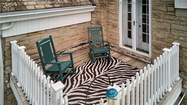 1017 Edgewood Drive, Charleston, WV 25302