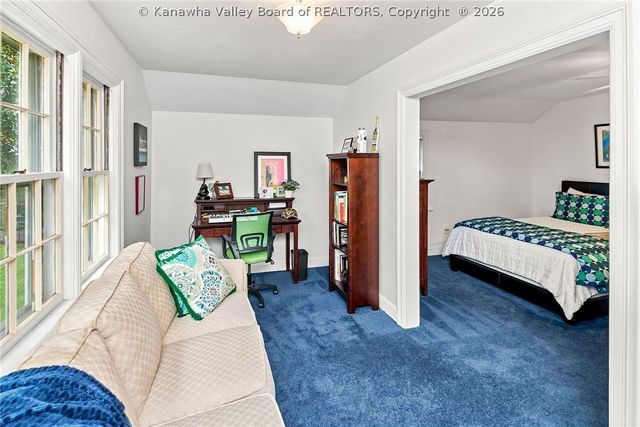1017 Edgewood Drive, Charleston, WV 25302