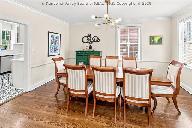 1017 Edgewood Drive, Charleston, WV 25302